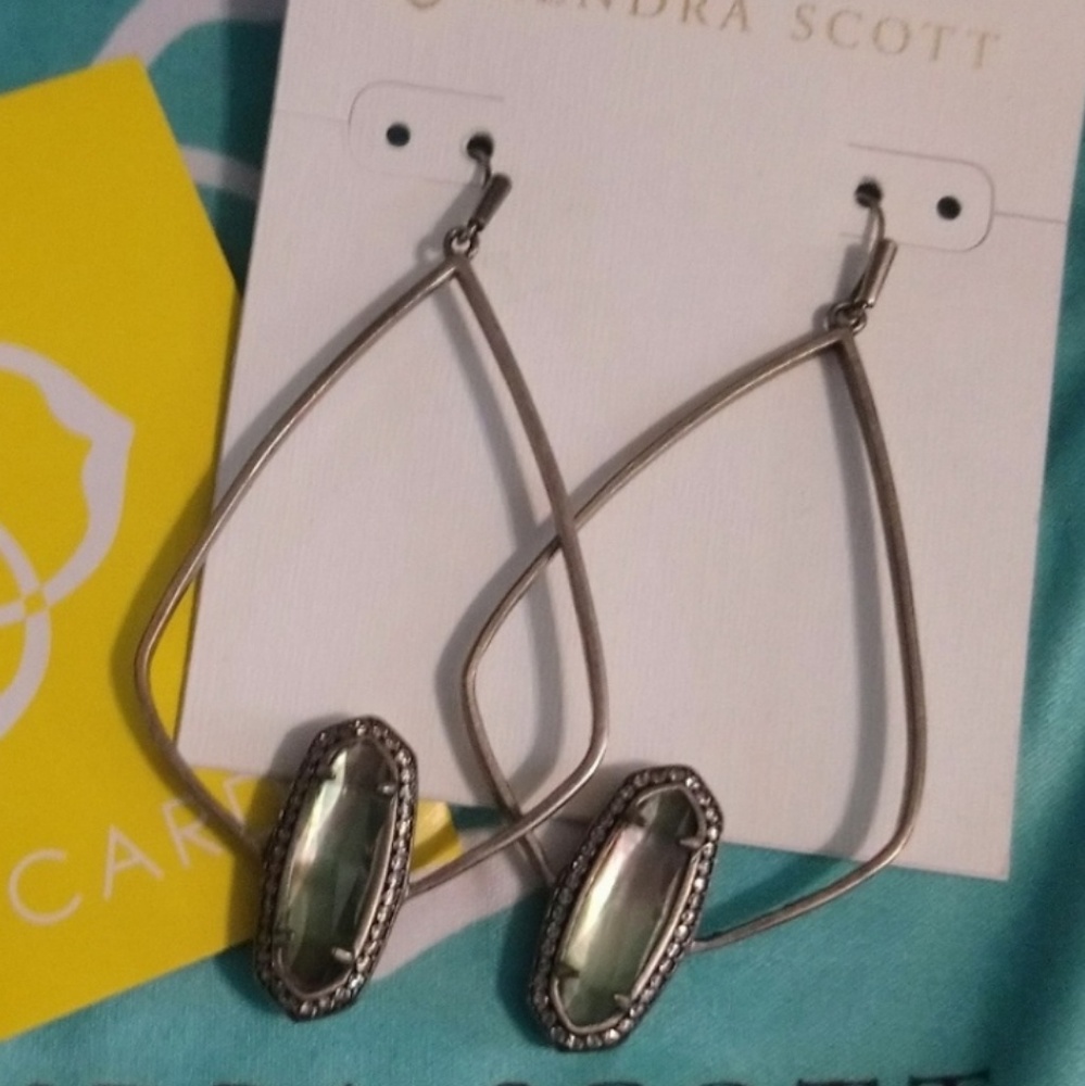 Kendra Scott Arianna Earrings - Picture 3 of 3